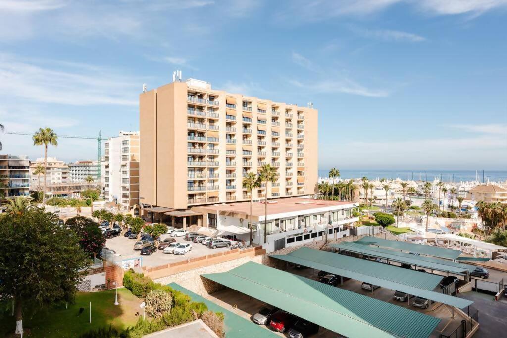 Amplio Con Vistas Al Mar Y Piscina En Benalmadena Apartment Екстериор снимка